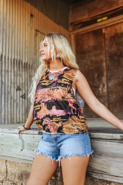 Tizzy Tank in Desert