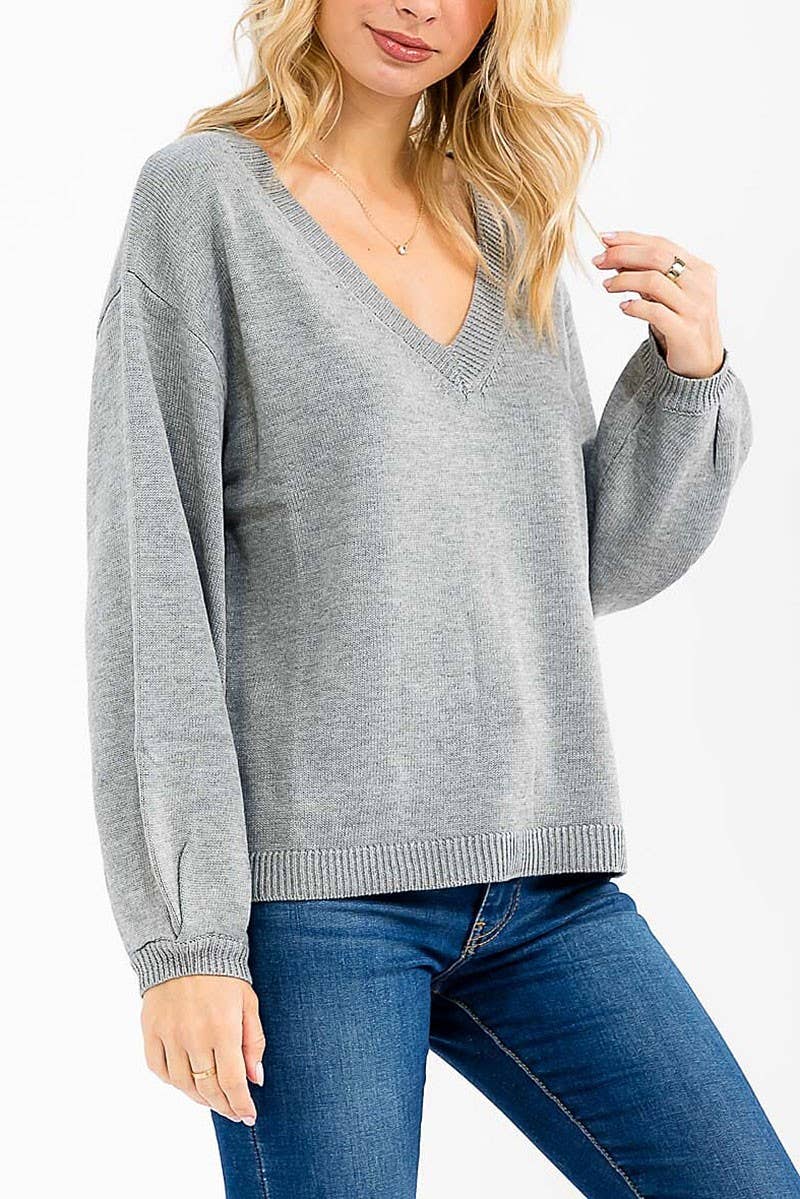 V Neck Sweater in Gray