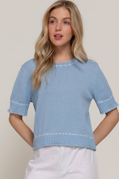 Short Sleeve Sweater with Contrast Color Stitch in Blue