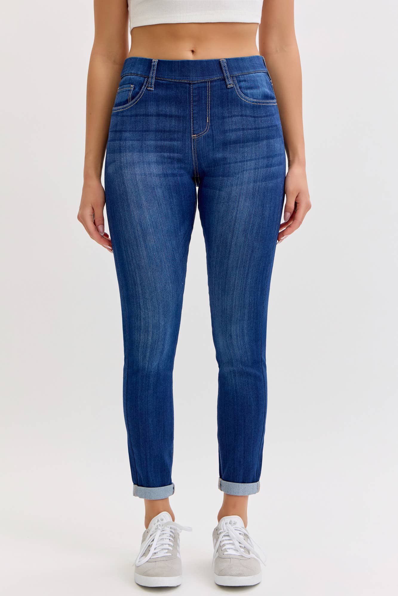 Dark Mid Rise Pull-On Crop Skinny by Cello