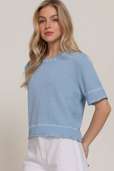 Short Sleeve Sweater with Contrast Color Stitch in Blue