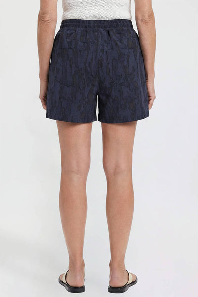 Resort Wear Shorts with Pockets in Black