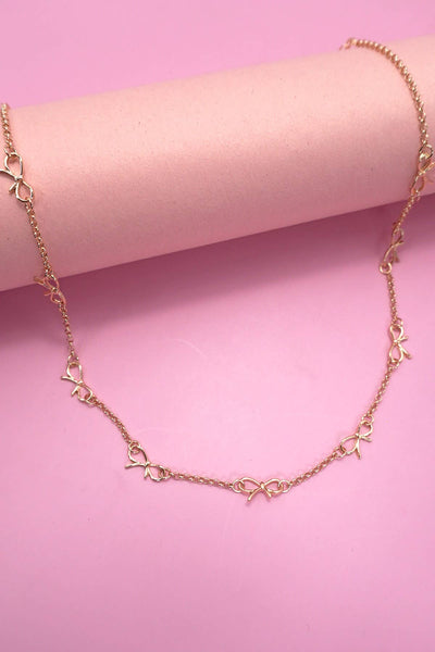 Cutout Bow Necklace in Gold