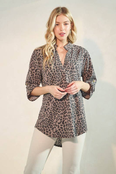 Ribbed Three Quarter Sleeve Leopard Top in Mocha/Black