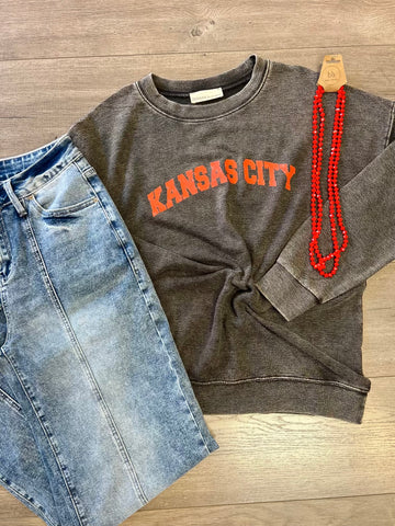 Kansas City Graphic on Washed Crewneck in Ash Black