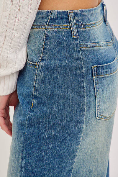 Mid Rise Wide Leg Frayed Hem Denim