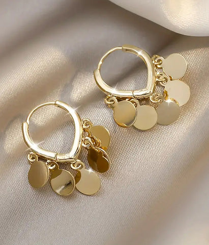Dangle Disc Drop Earring in Gold