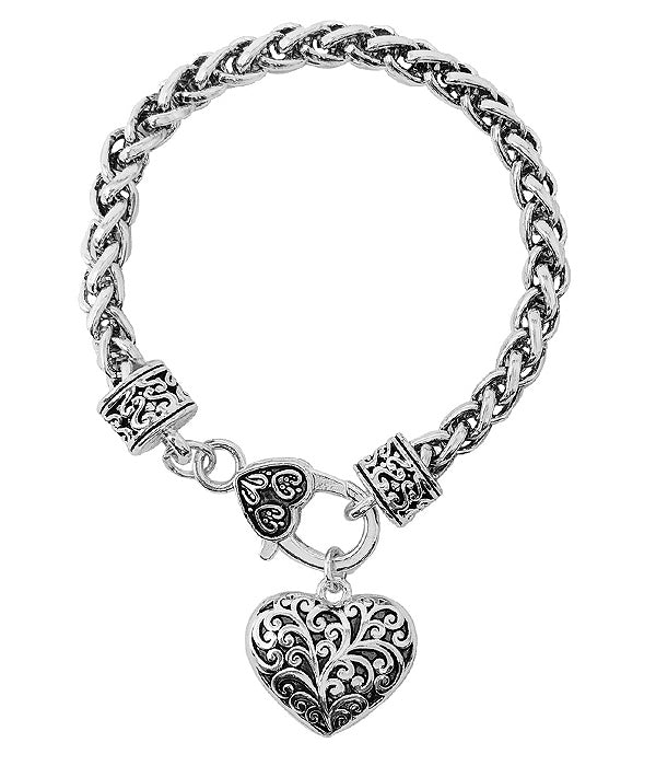 Filigree Heart Charm Chunky Chain Bracelet