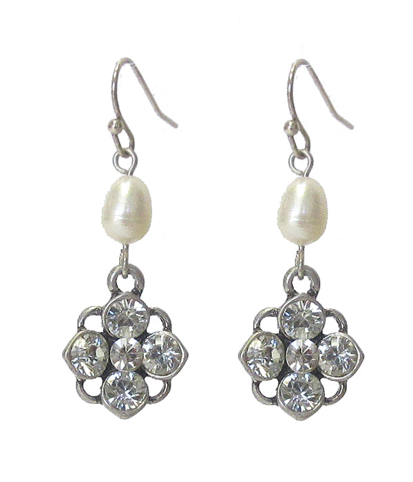 Crystal and freshwater pearl earring