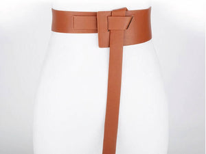 Knot Belt in Camel
