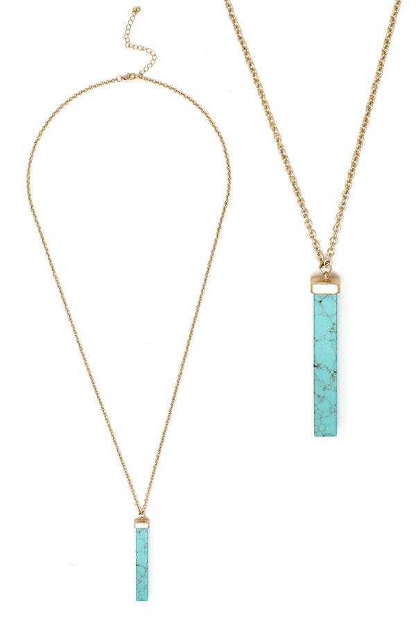 Semi-Precious Stone Pendant Necklace in Turquoise